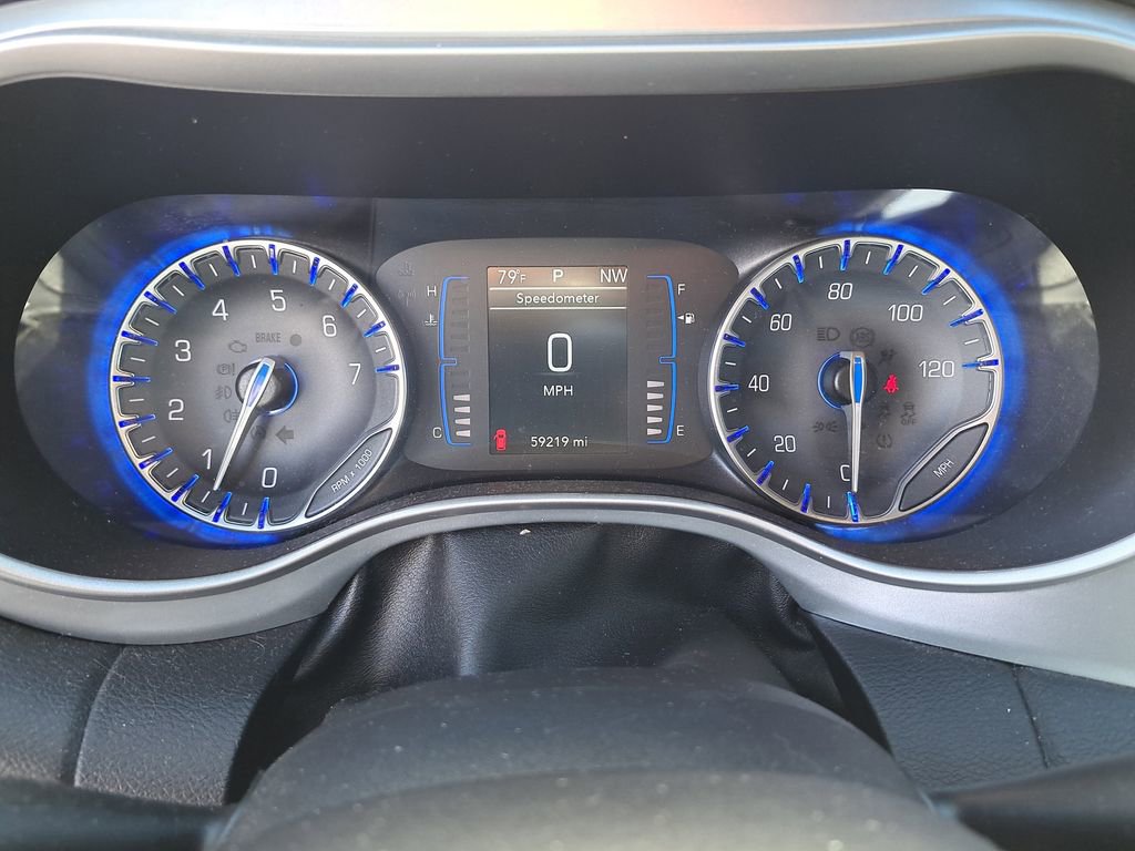 Used 2020 Chrysler Pacifica Touring-L w/ S Appearance Package image 17