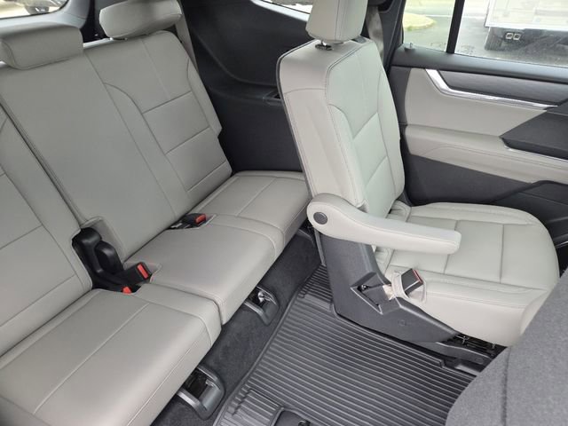 New 2026 GMC Acadia Elevation w/ Elevation Premium Package FWD image 29