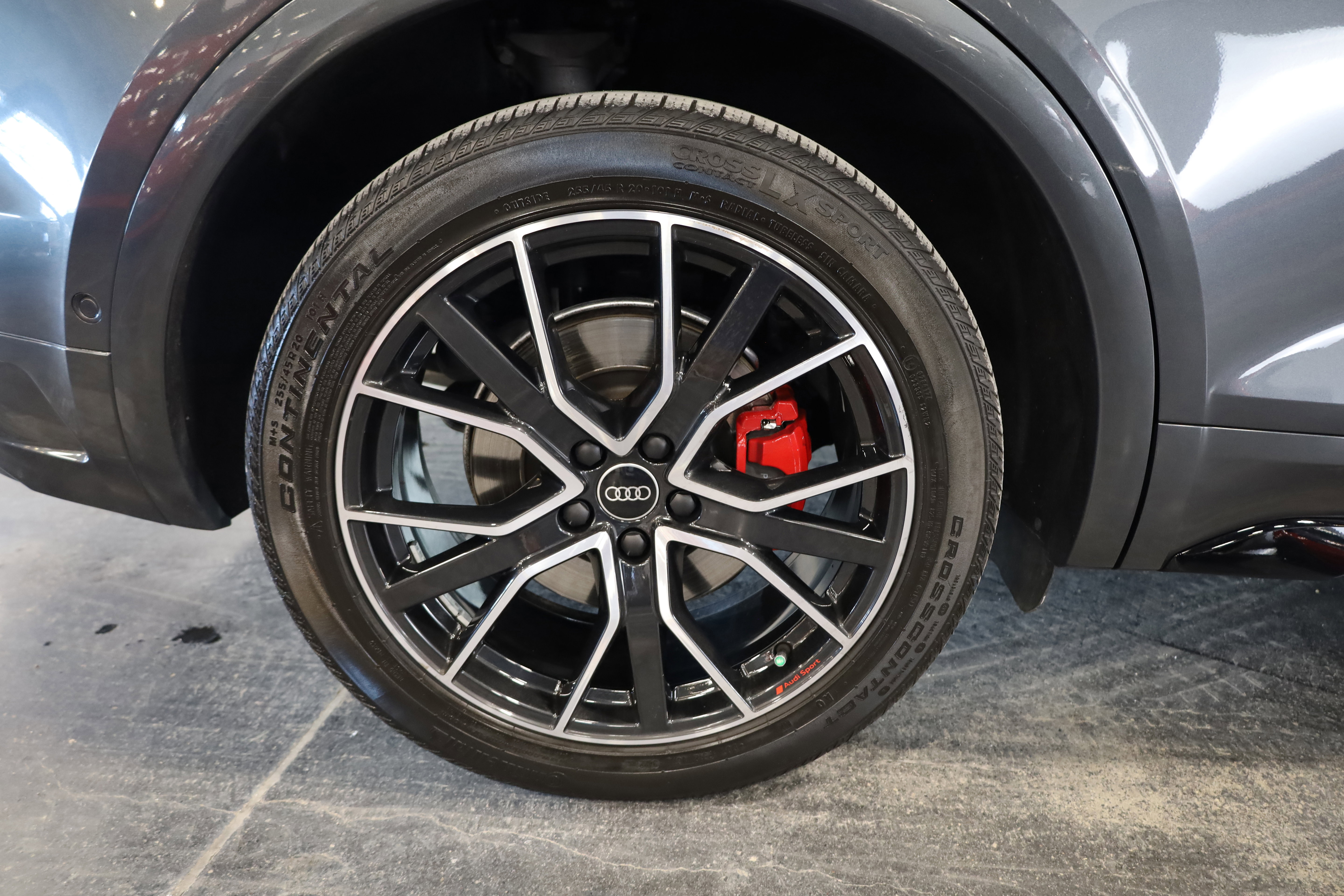 Used 2023 Audi SQ5 Prestige w/ Prestige Package image 11