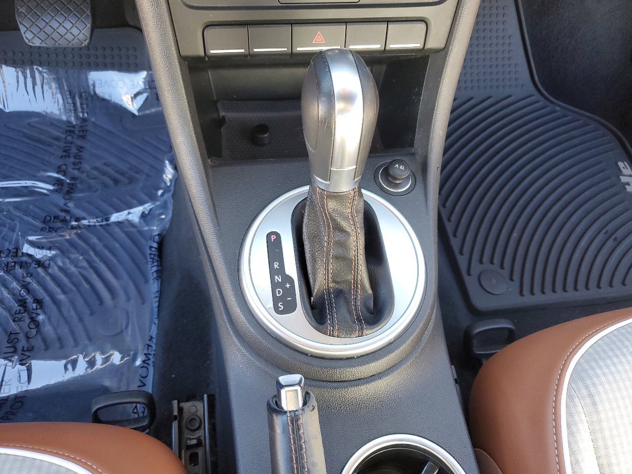 Used 2015 Volkswagen Beetle 1.8T image 34