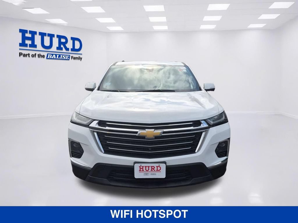 Used 2023 Chevrolet Traverse LT w/ LT Premium Package AWD/4WD image 8