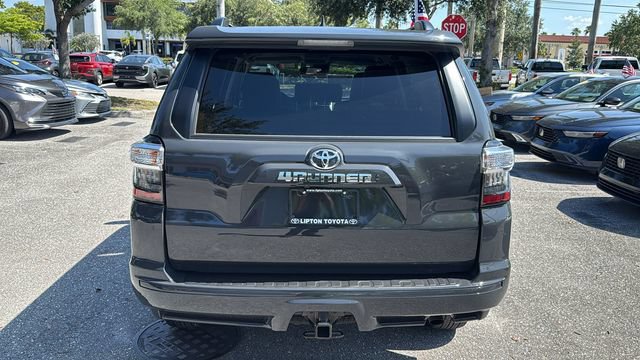 Used 2024 Toyota 4Runner TRD Sport AWD/4WD image 5