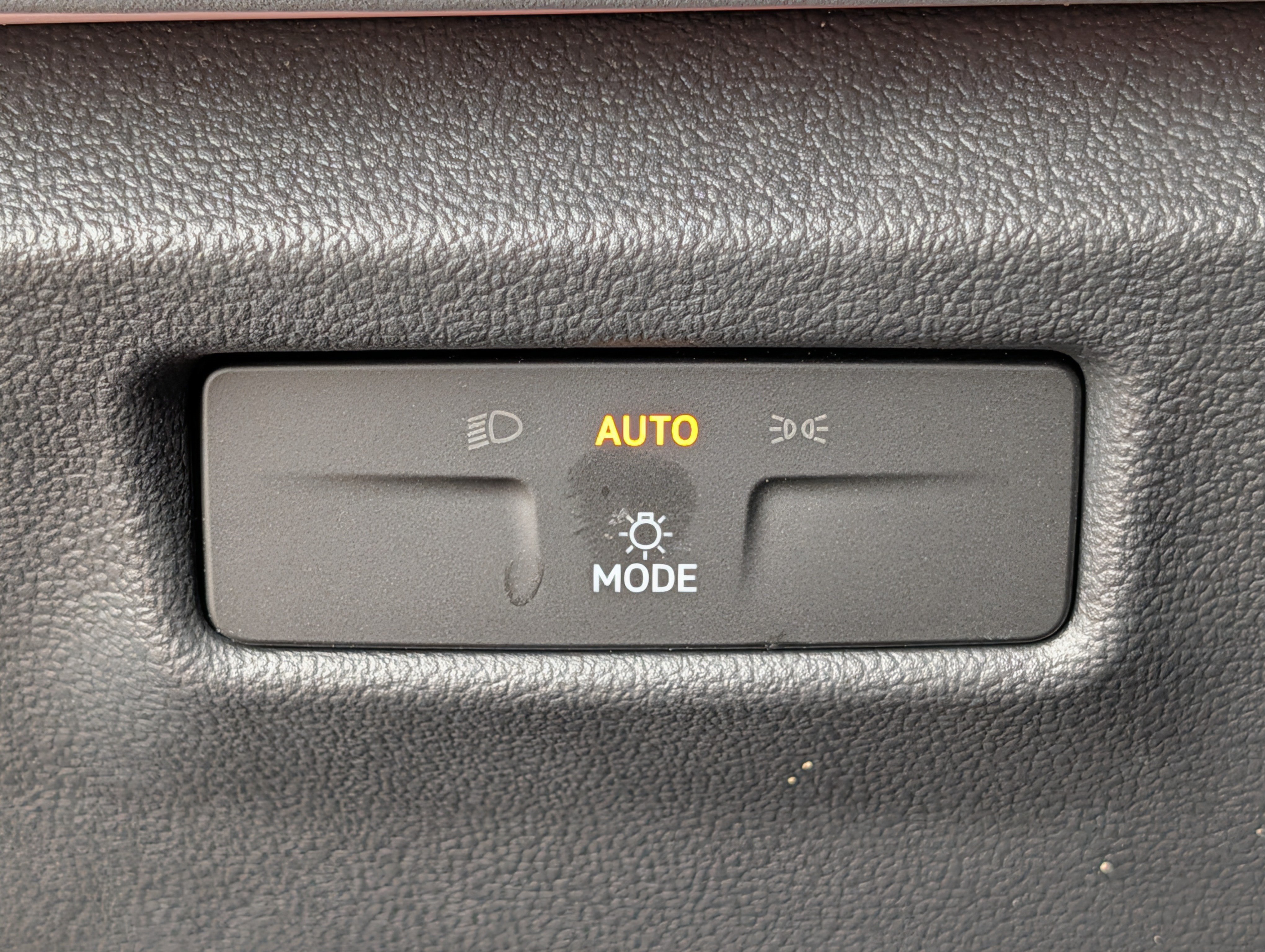 Certified 2026 Volkswagen Tiguan SE AWD/4WD image 26