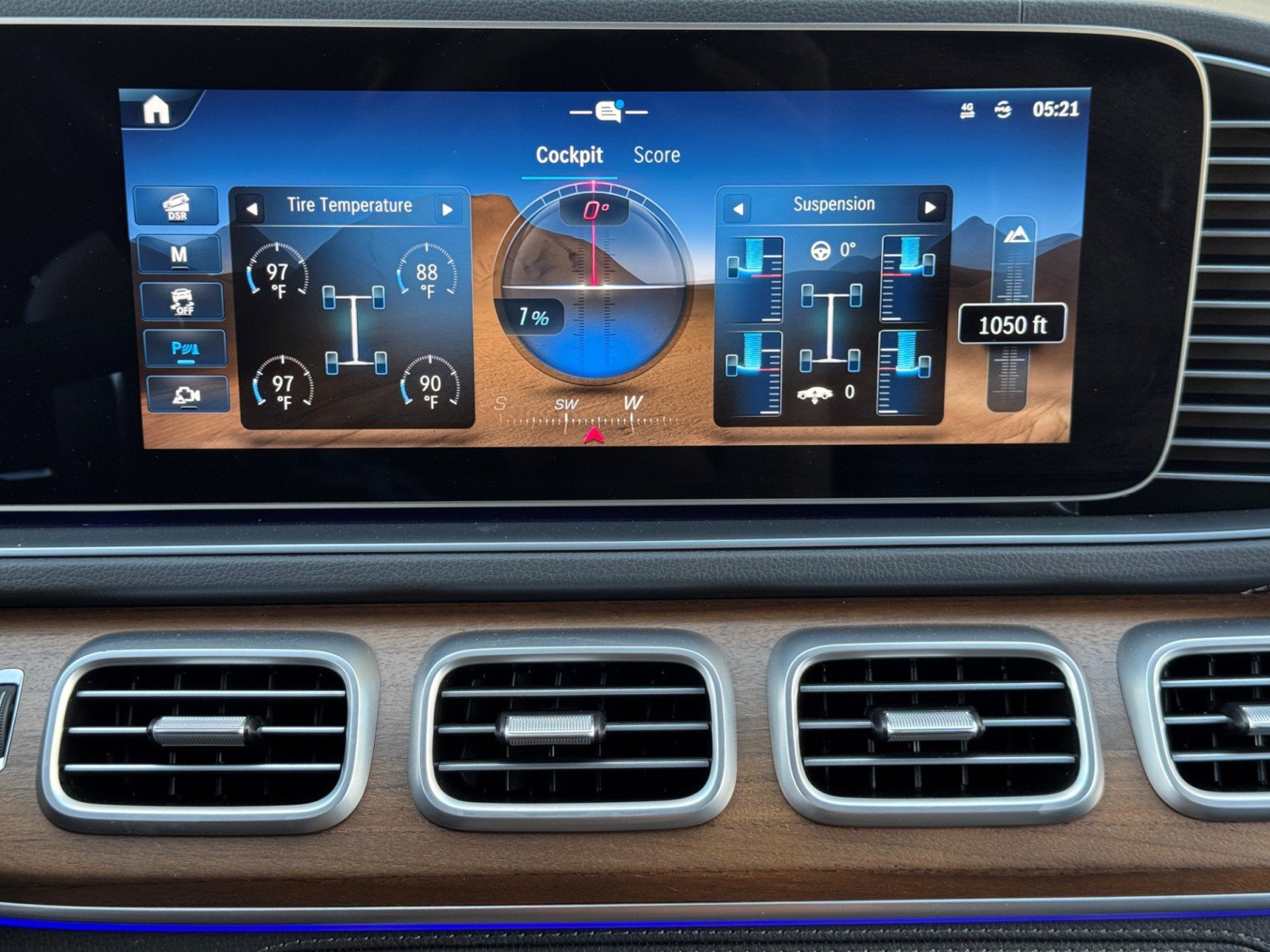 Used 2024 Mercedes-Benz GLS 580 4MATIC image 32