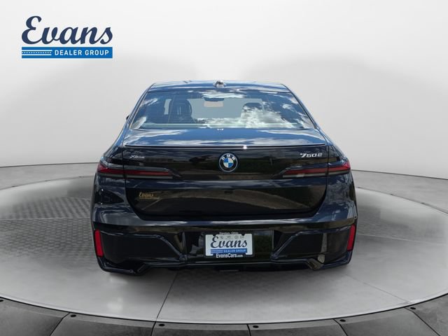 New 2026 BMW 750e xDrive AWD/4WD image 5
