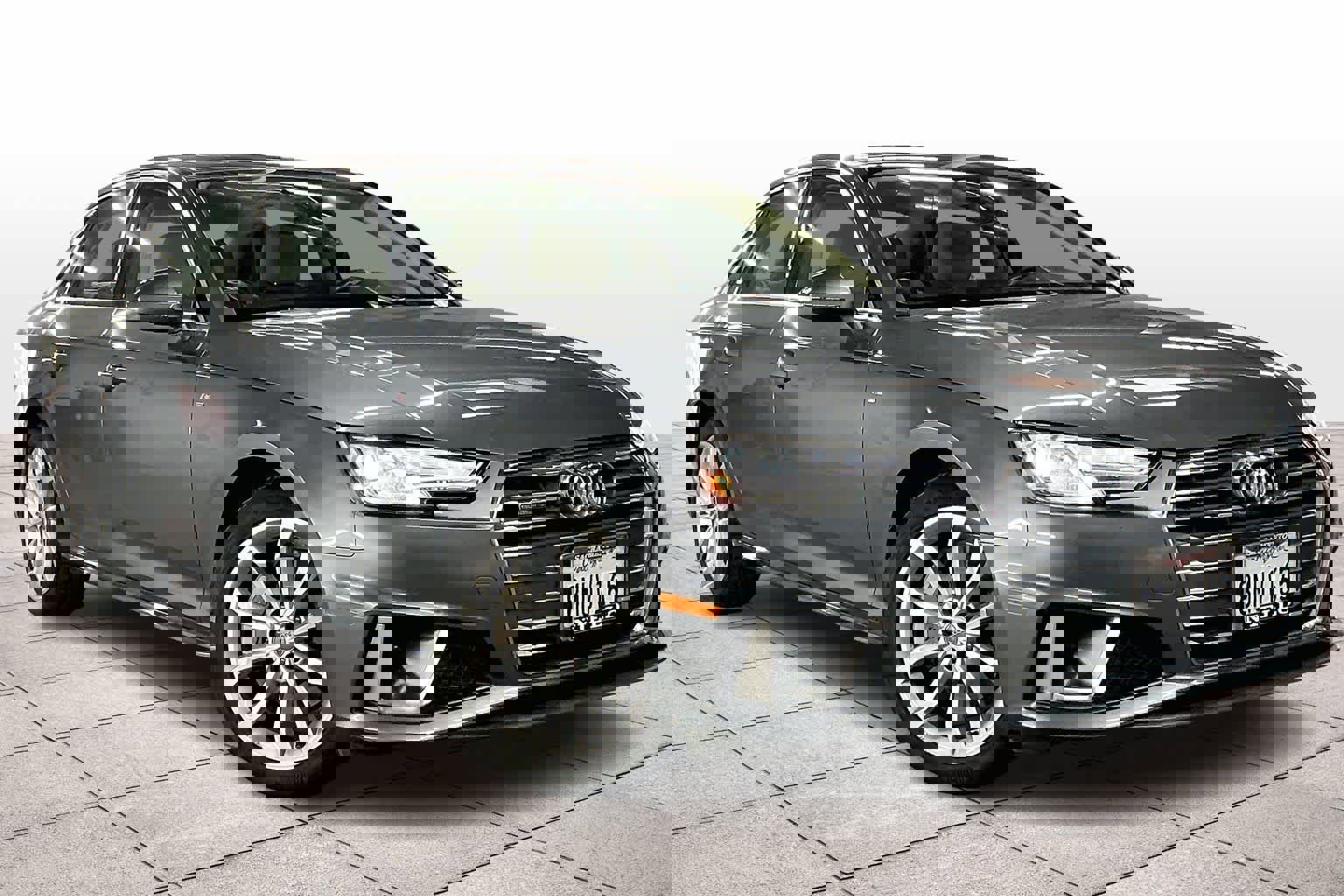 Used 2019 Audi A4 2.0T Premium w/ Convenience Package image 2