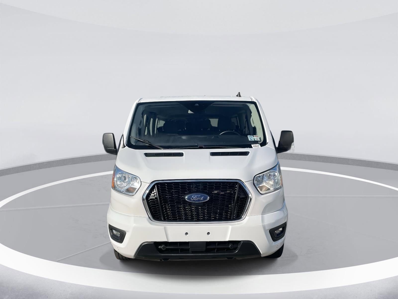 Used 2021 Ford Transit 350 XLT image 2