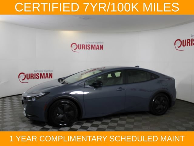 Used 2025 Toyota Prius LE FWD image 4