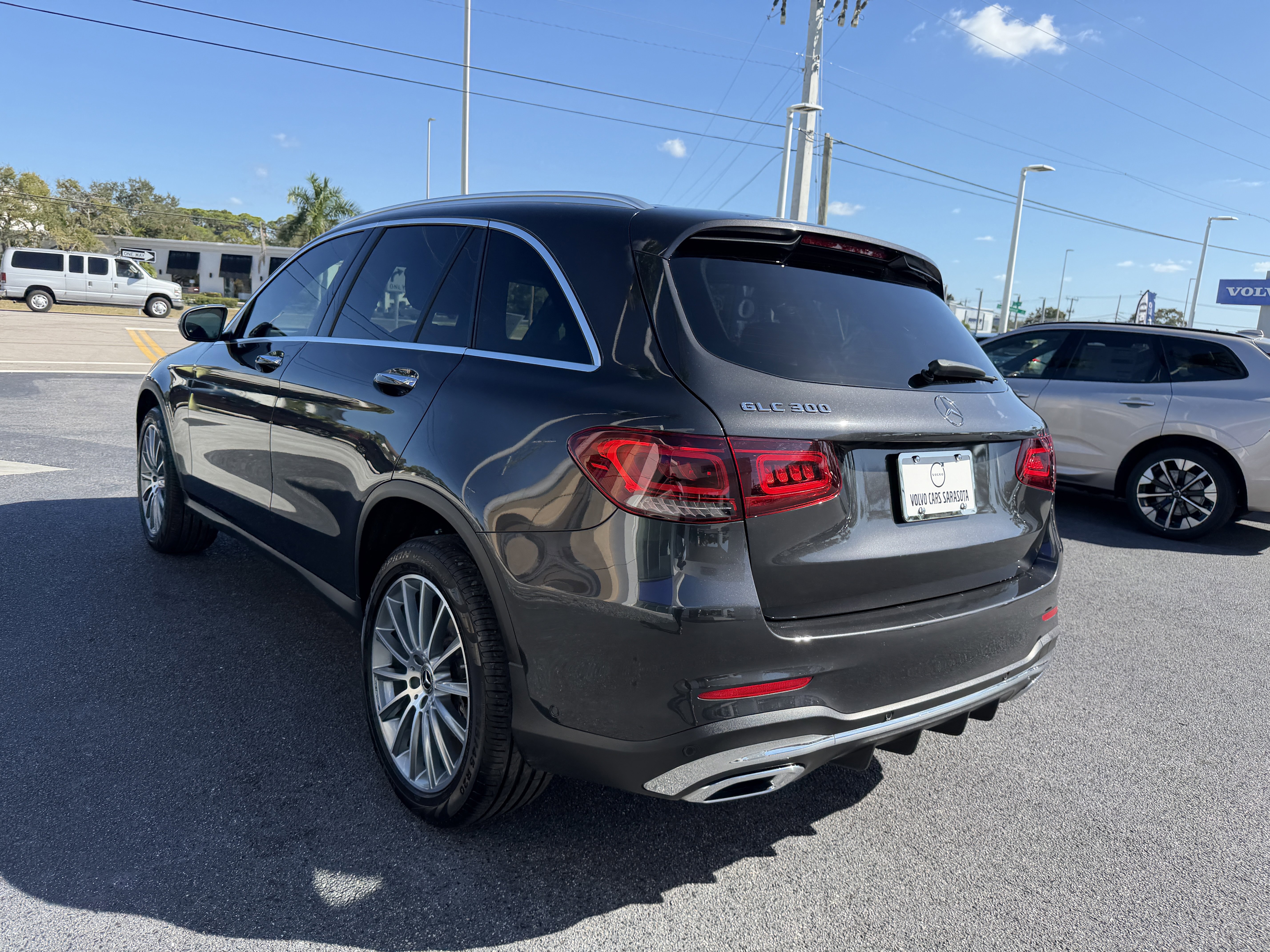 Used 2020 Mercedes-Benz GLC 300 image 4