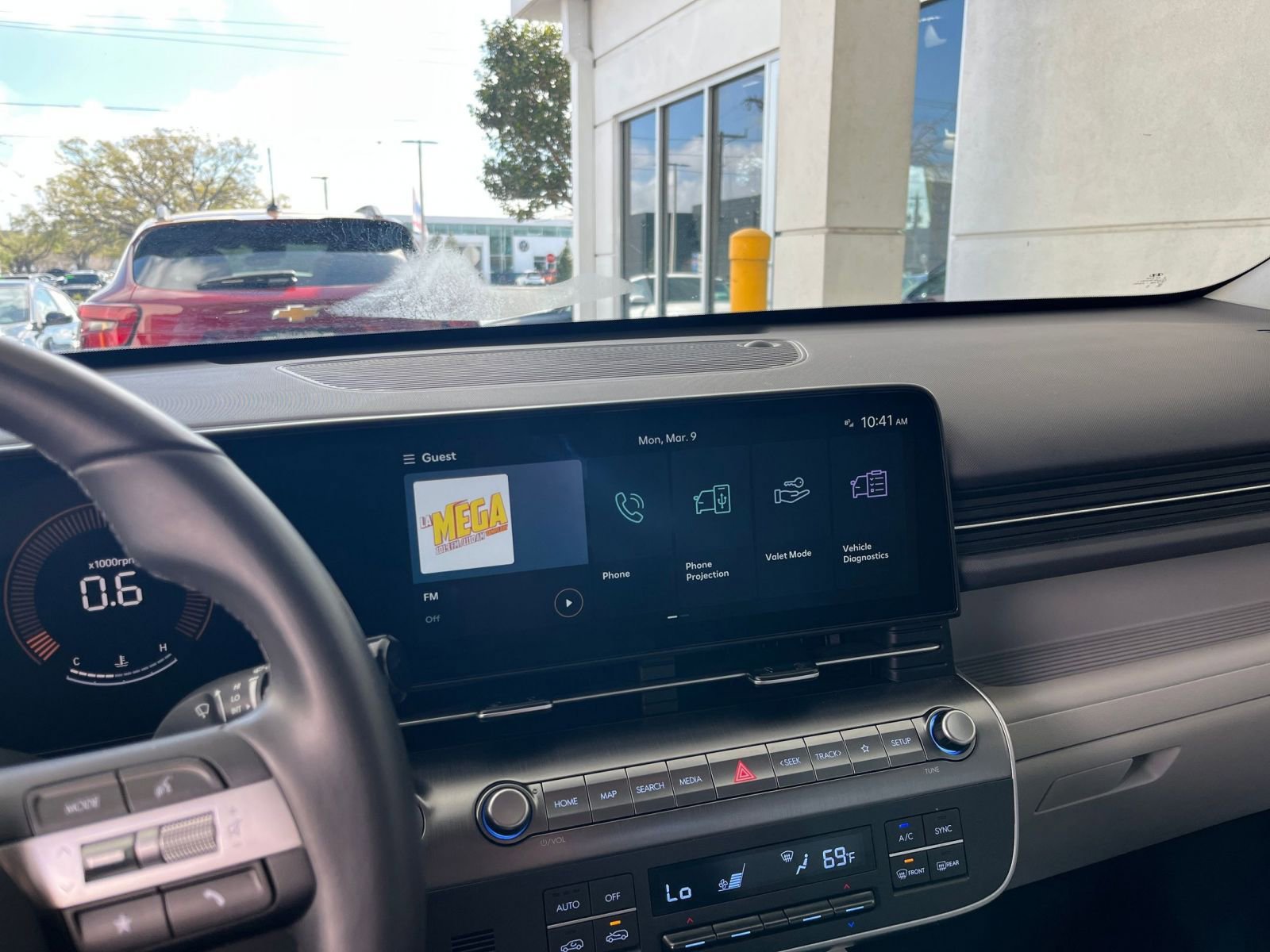 Used 2025 Hyundai Kona SEL image 17