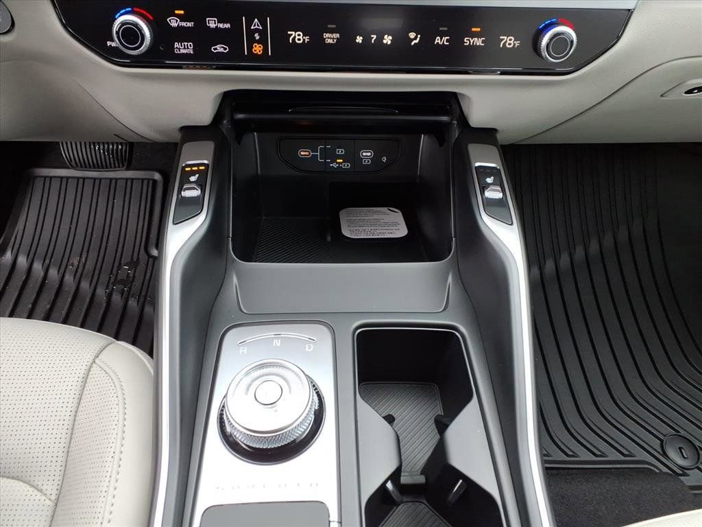 New 2026 Kia Sorento EX image 24