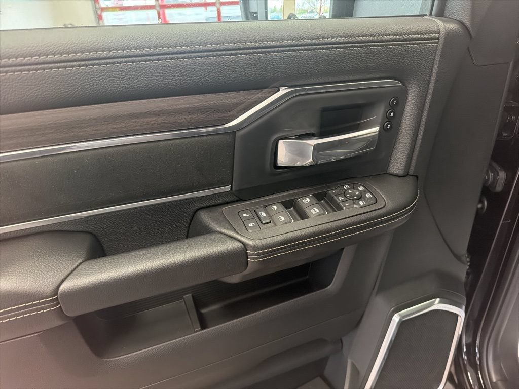 New 2026 RAM 3500 Laramie AWD/4WD image 5