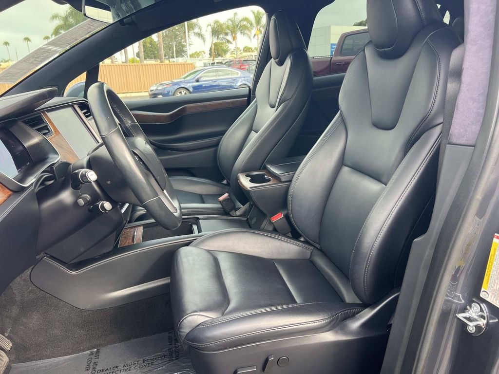 Used 2020 Tesla Model X Long Range AWD/4WD image 18