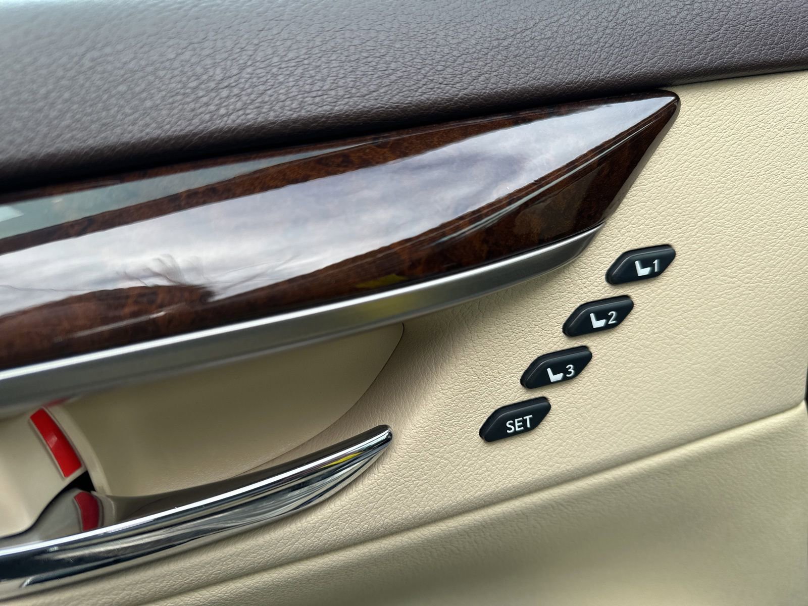 Used 2018 Lexus ES 350 w/ Navigation System Package image 14