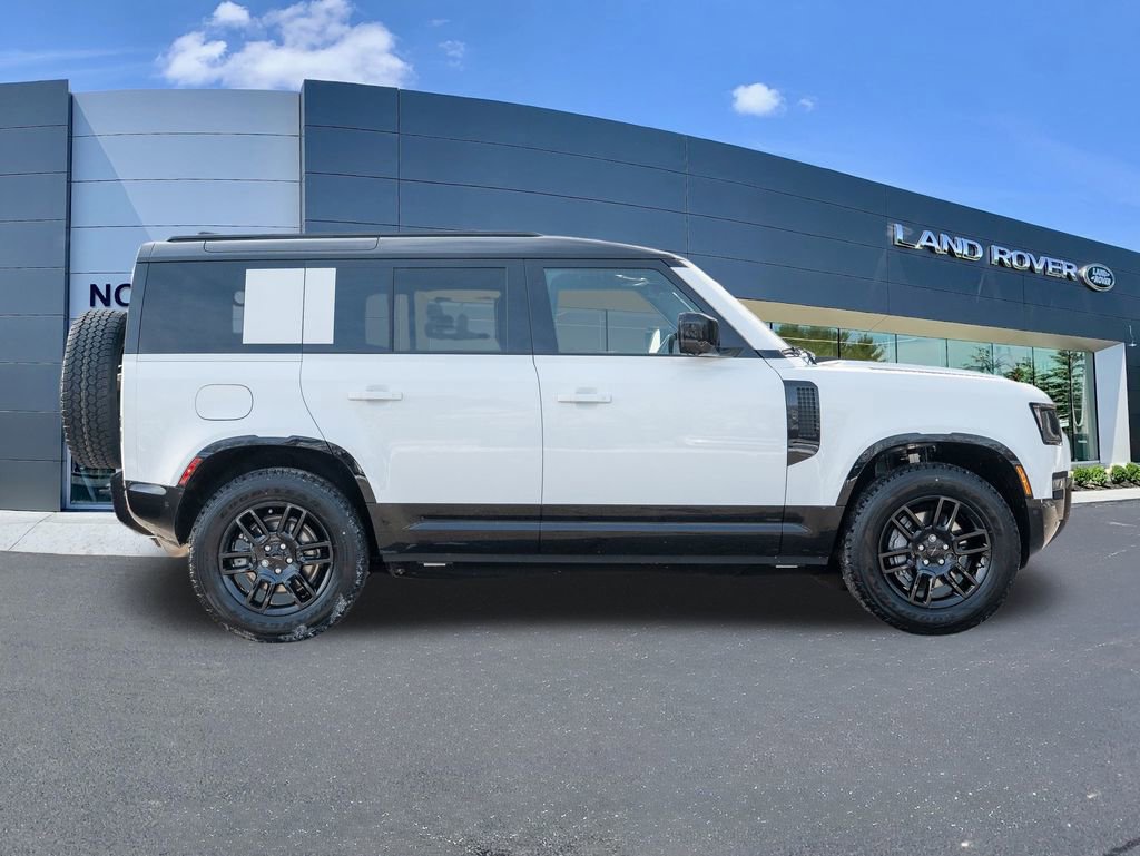 New 2026 Land Rover Defender 110 X-Dynamic SE image 8