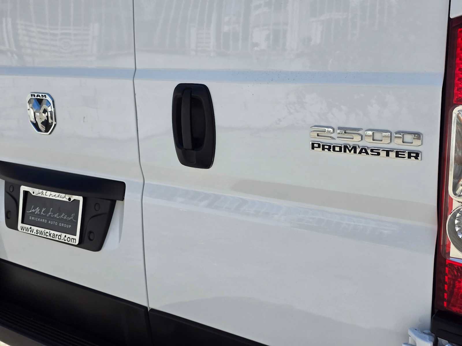 Used 2023 RAM ProMaster 2500 FWD image 16