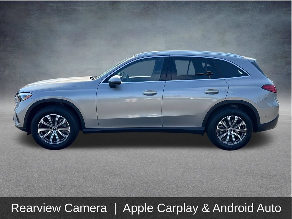 Used 2024 Mercedes-Benz GLC 300 4MATIC image 5