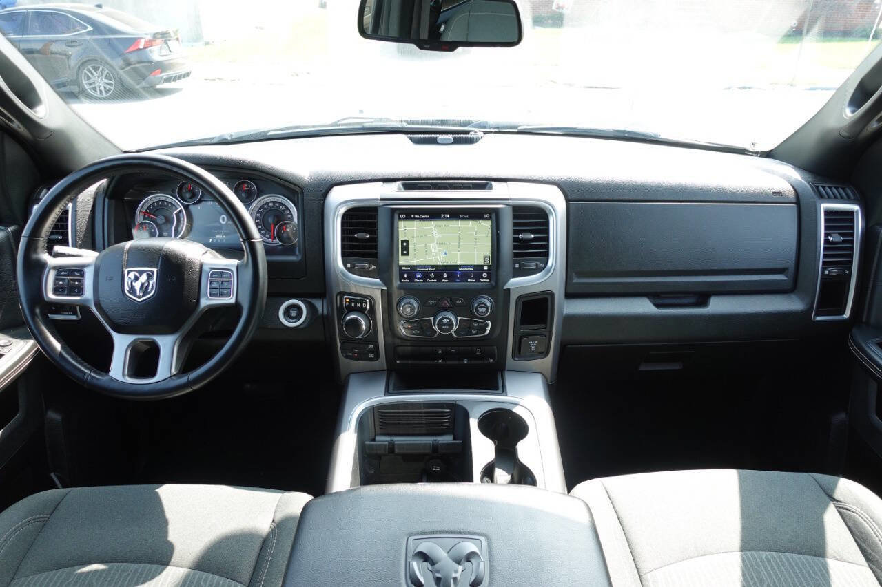 Used 2023 RAM 1500 Classic Warlock image 38