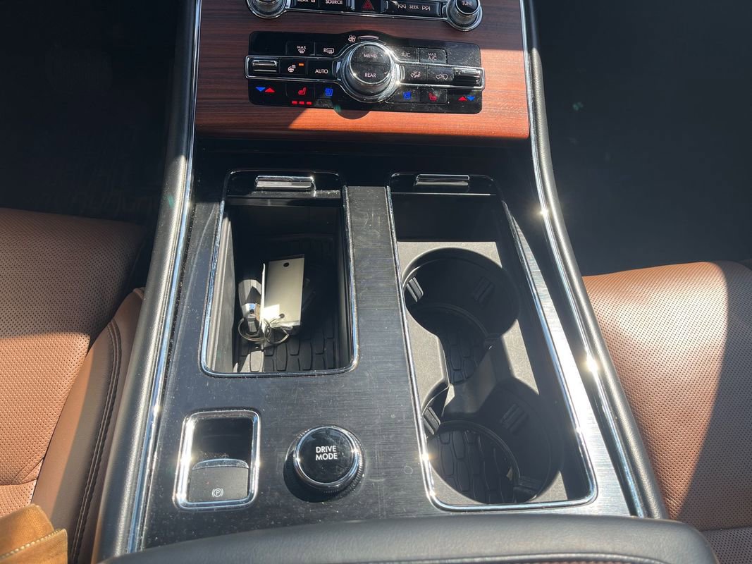Used 2021 Lincoln Aviator Grand Touring w/ Equipment Group 301A image 17