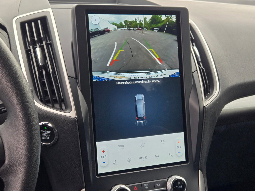 Used 2024 Ford Edge SEL image 25