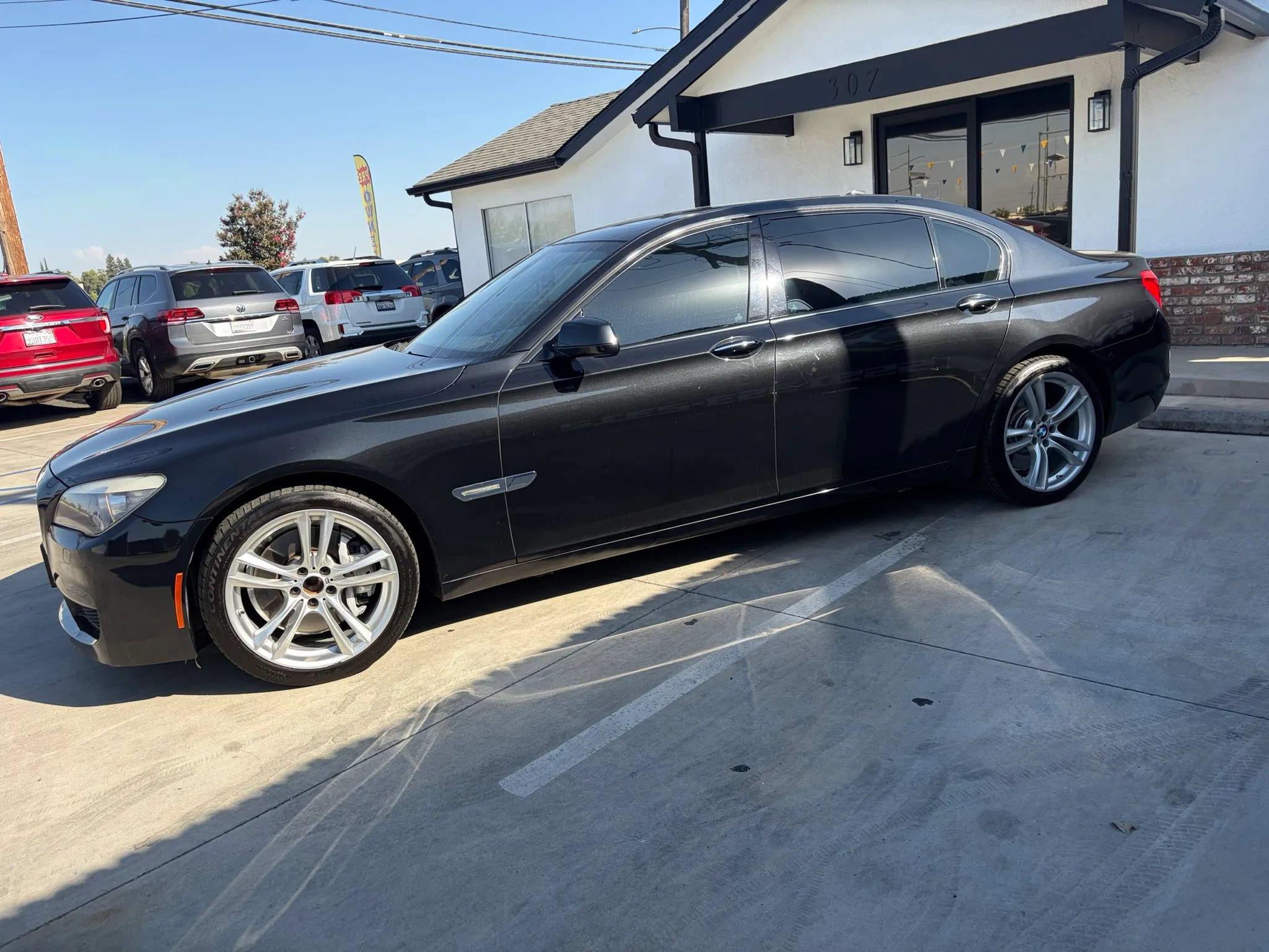 Used 2011 BMW 750Li RWD image 11