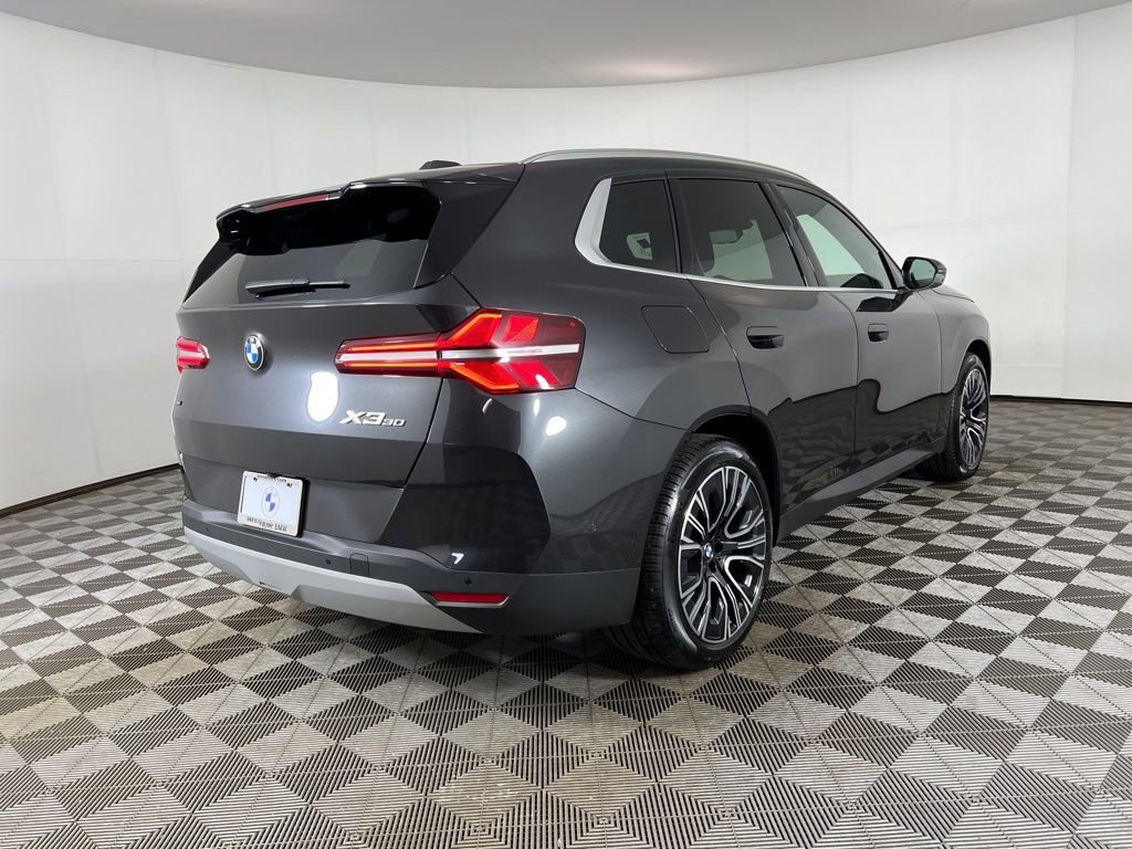 Used 2026 BMW X3 xDrive30 w/ Premium Package image 4