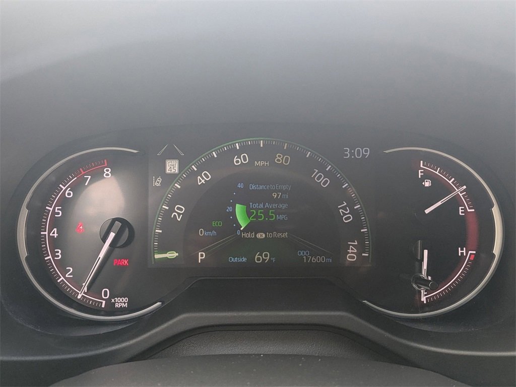 Used 2025 Toyota RAV4 LE image 13