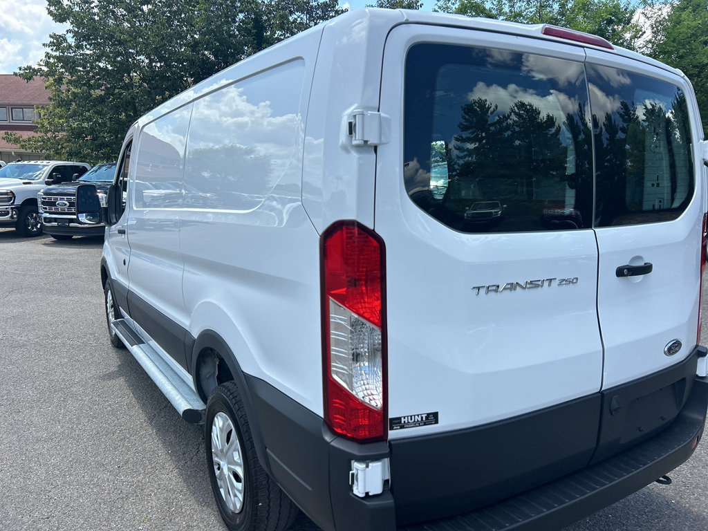 Used 2025 Ford Transit 250 Low Roof w/ Exterior Upgrade Package RWD image 7
