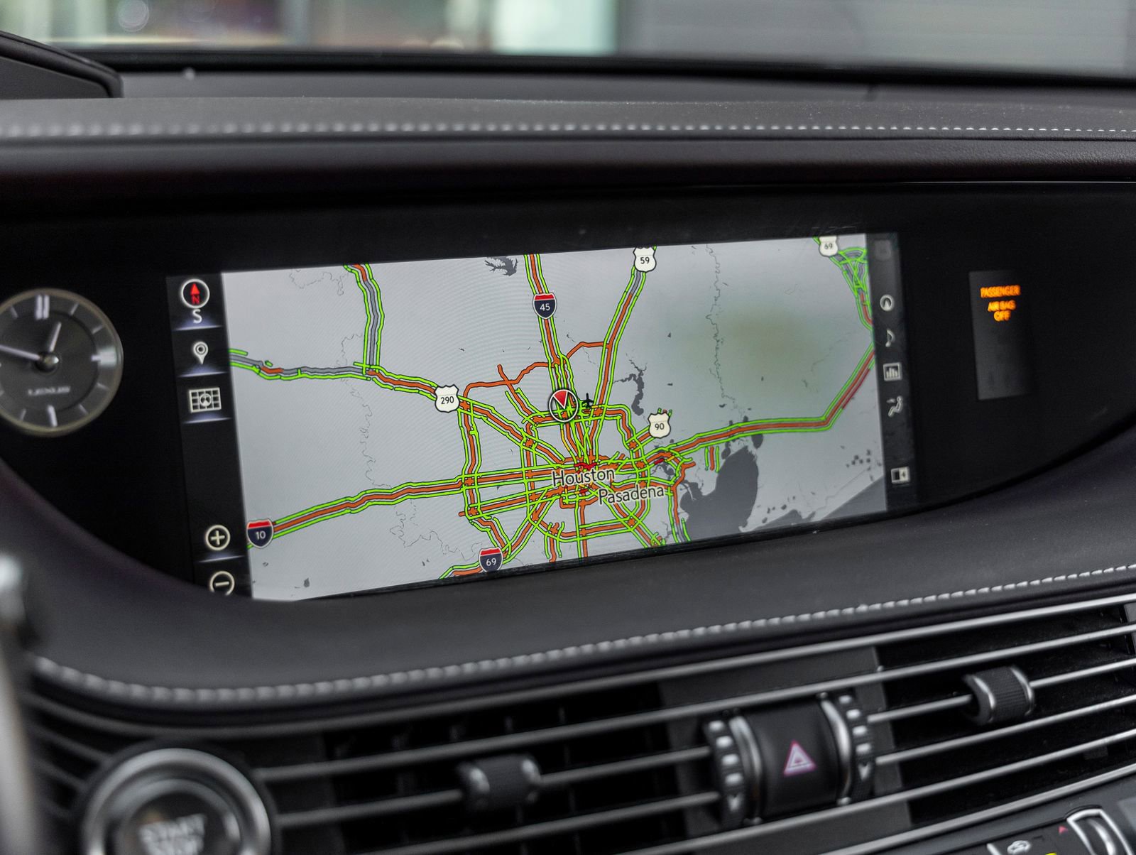 Used 2019 Lexus LS 500 w/ Accessory Package (Z2) image 26