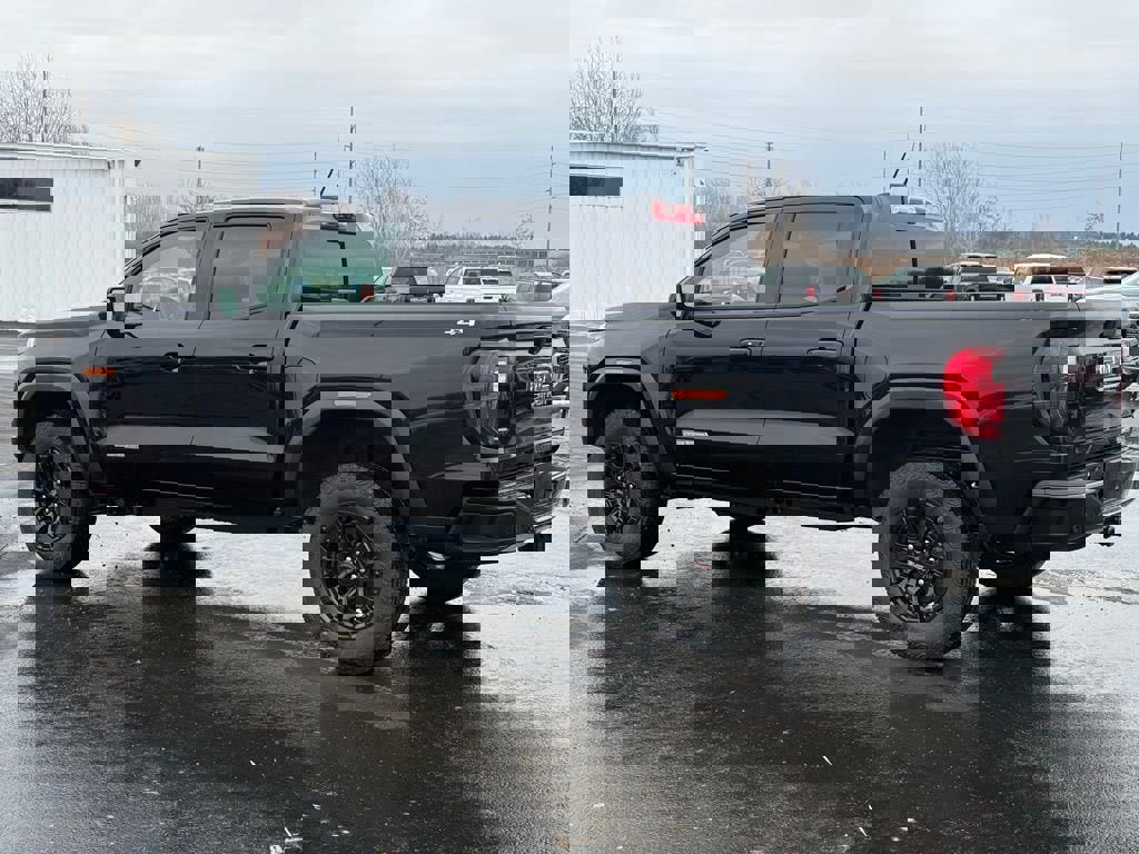 New 2026 GMC Canyon Elevation w/ Convenience Package image 5