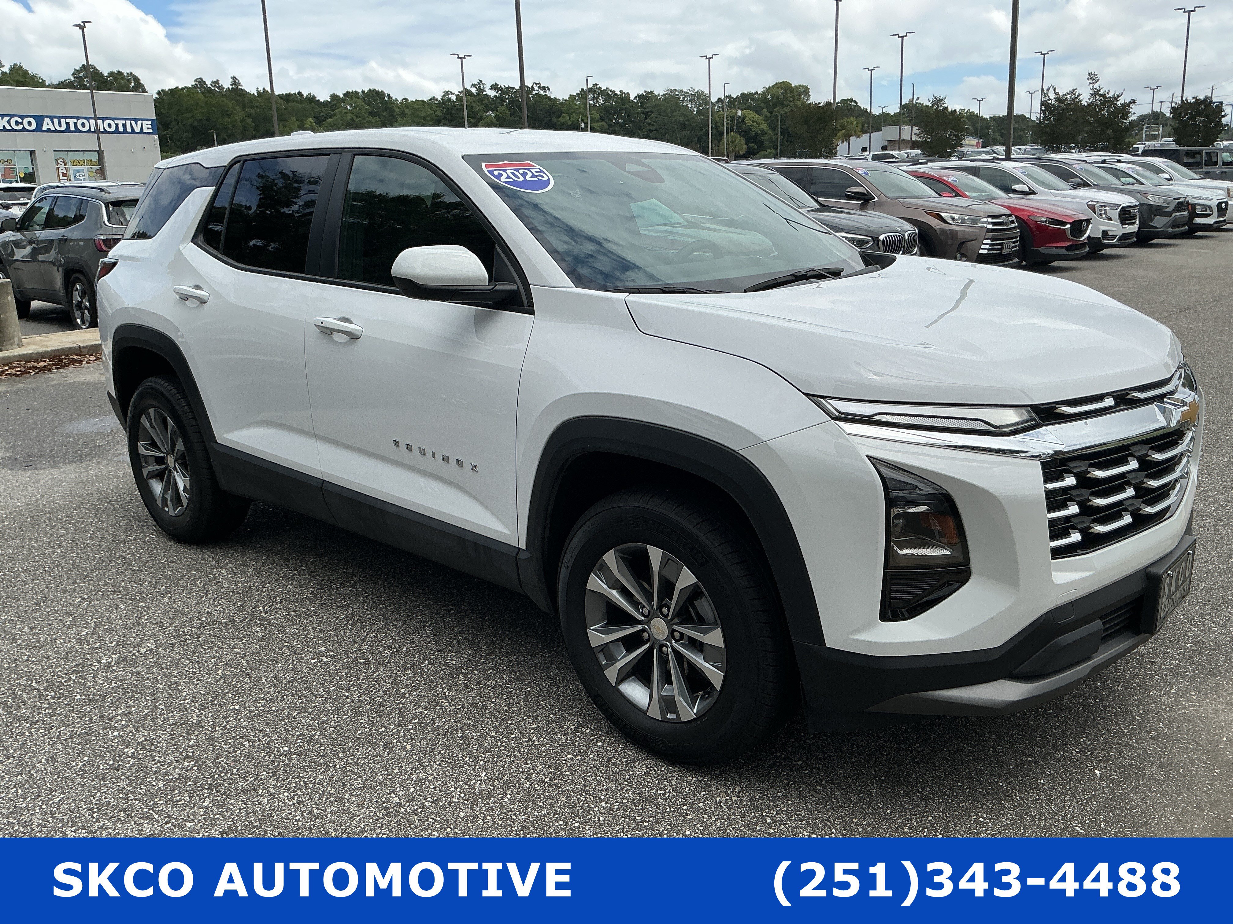 Used 2025 Chevrolet Equinox LT AWD/4WD image 7