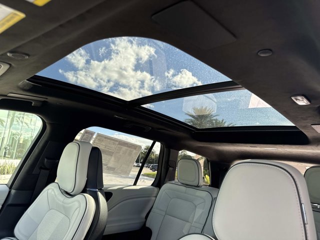 New 2026 Lincoln Aviator Black Label w/ Dynamic Handling Package image 35