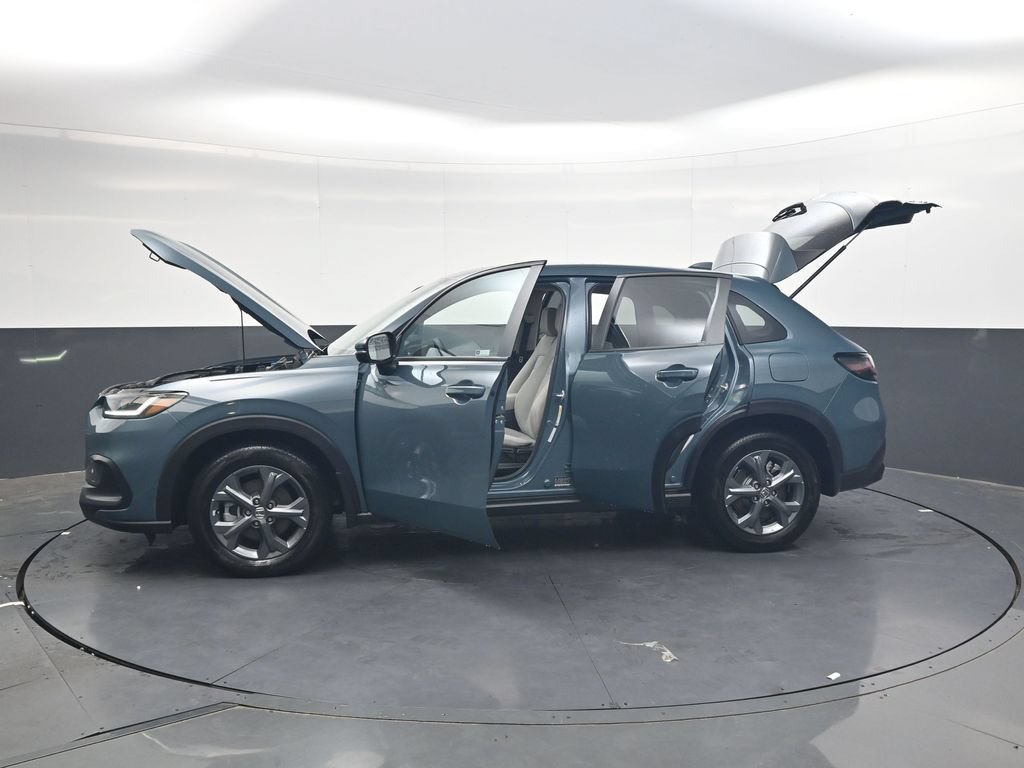 Certified 2026 Honda HR-V LX image 41