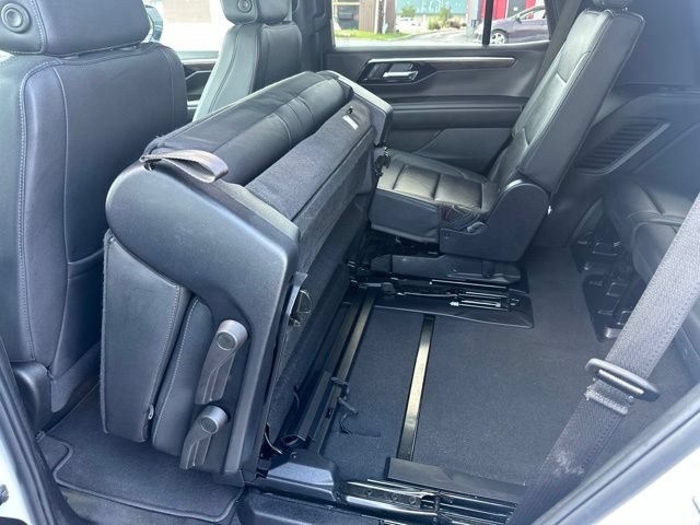 Used 2025 Chevrolet Tahoe LT AWD/4WD image 30