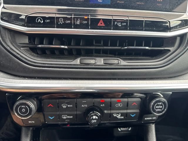 Used 2023 Jeep Compass High Altitude AWD/4WD image 23