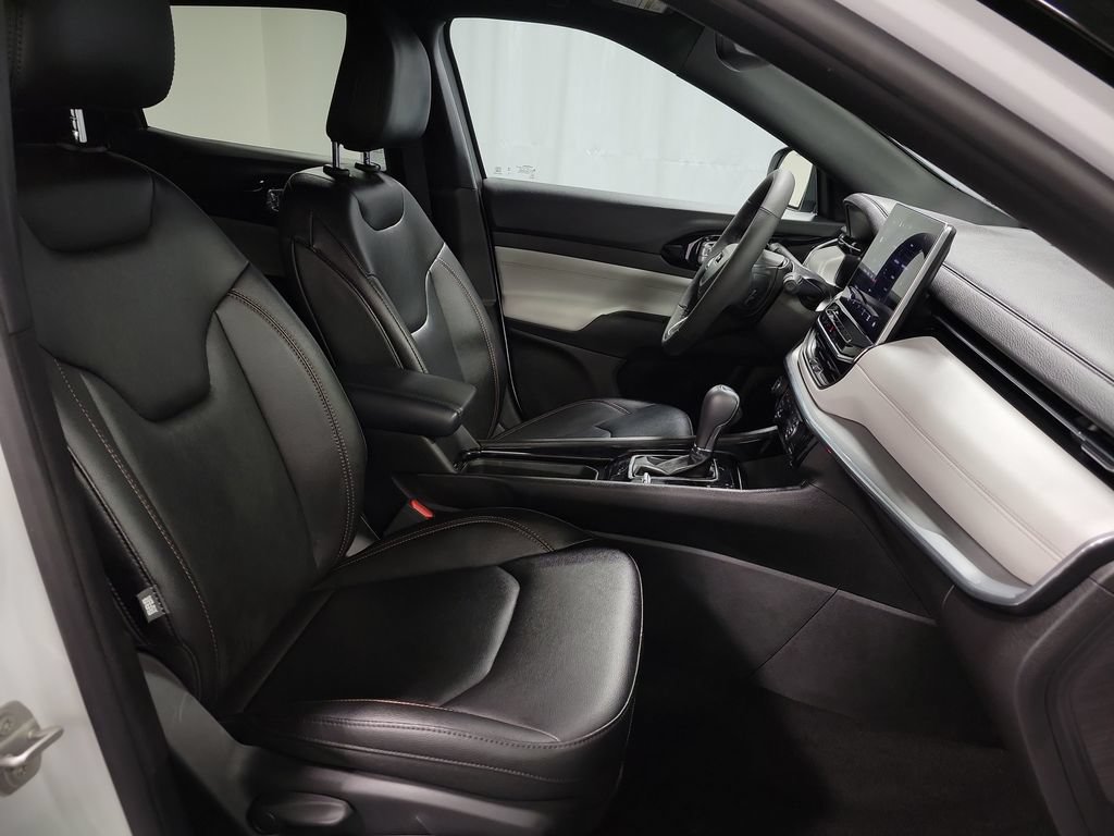 Used 2024 Jeep Compass Limited AWD/4WD image 25