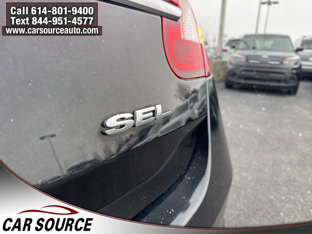 Used 2012 Ford Taurus SEL image 7
