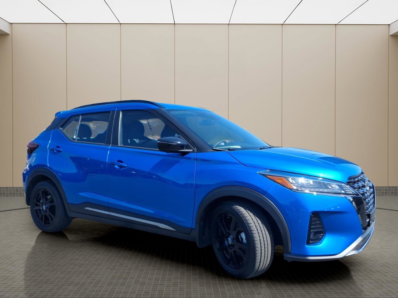 Used 2024 Nissan Kicks SR FWD image 5