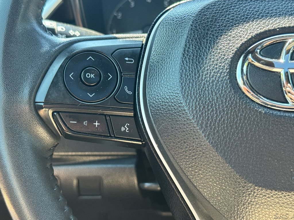 Used 2023 Toyota Corolla SE w/ SE Premium Package FWD image 19