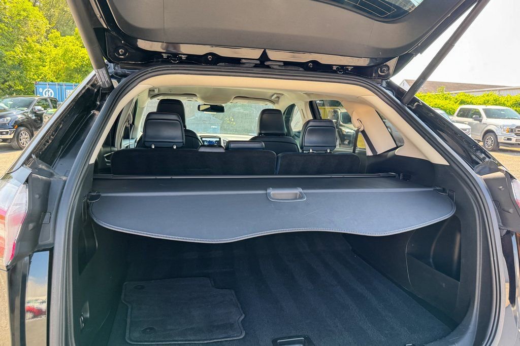 Certified 2022 Ford Edge SEL w/ Sport Appearance Package image 15