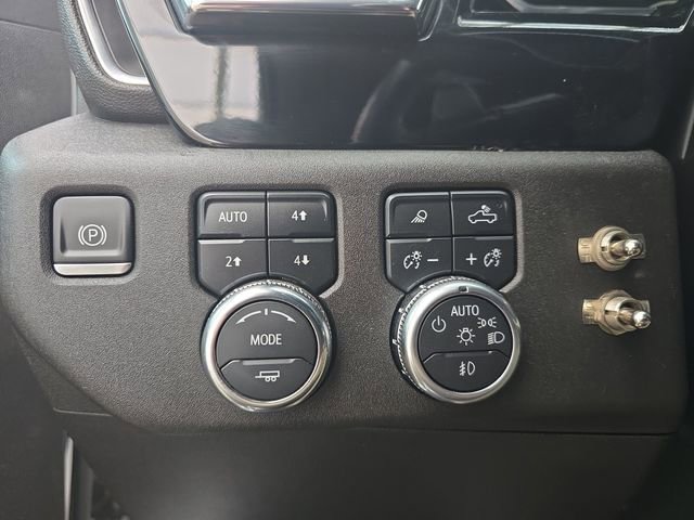 Used 2023 GMC Sierra 1500 SLT w/ SLT Convenience Package image 31