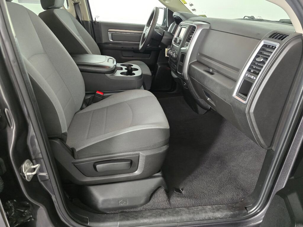 Used 2024 RAM 1500 Classic SLT image 39