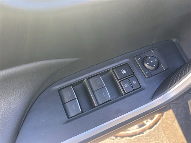 Used 2022 Toyota RAV4 XLE image 13