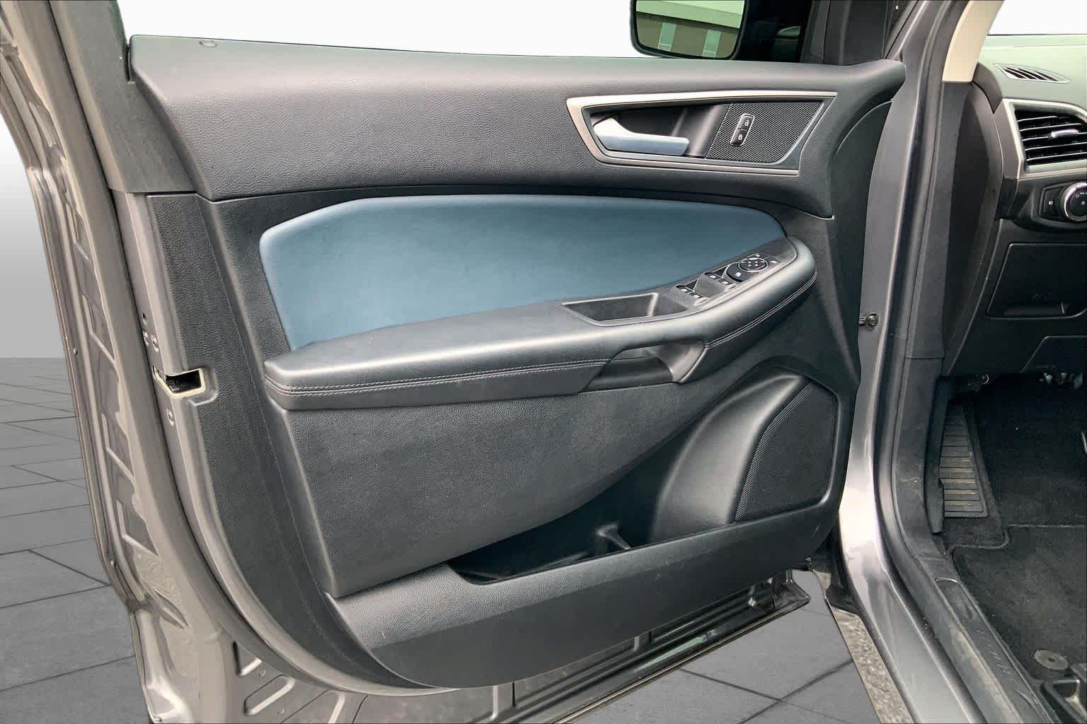 Used 2024 Ford Edge SEL w/ Sport Appearance Package AWD/4WD image 20