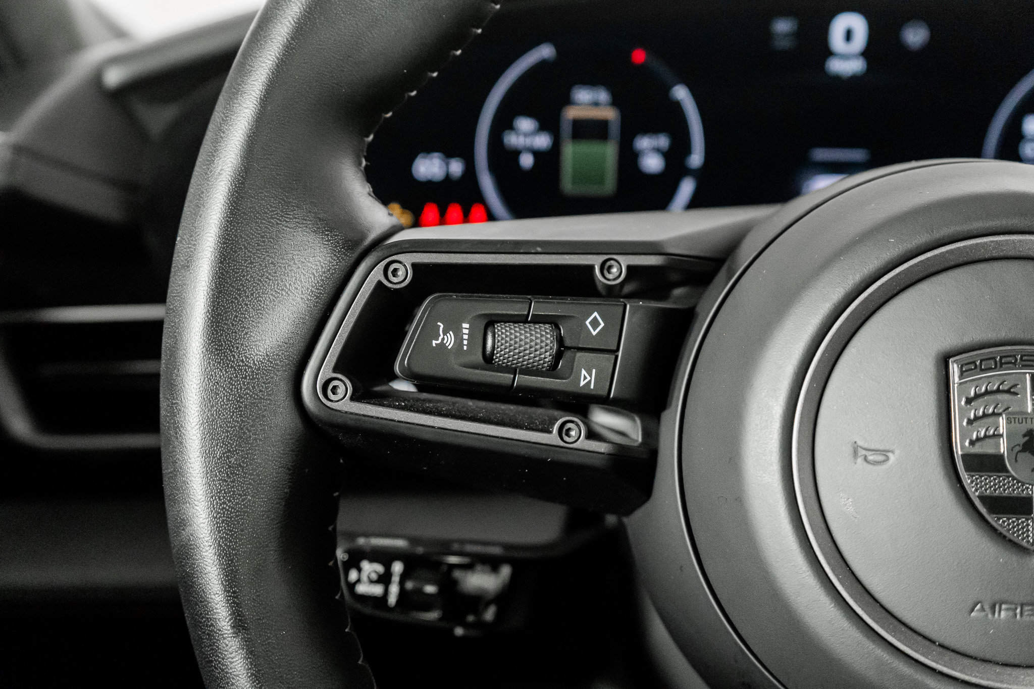 Used 2025 Porsche Taycan Turbo w/ Premium Package image 41