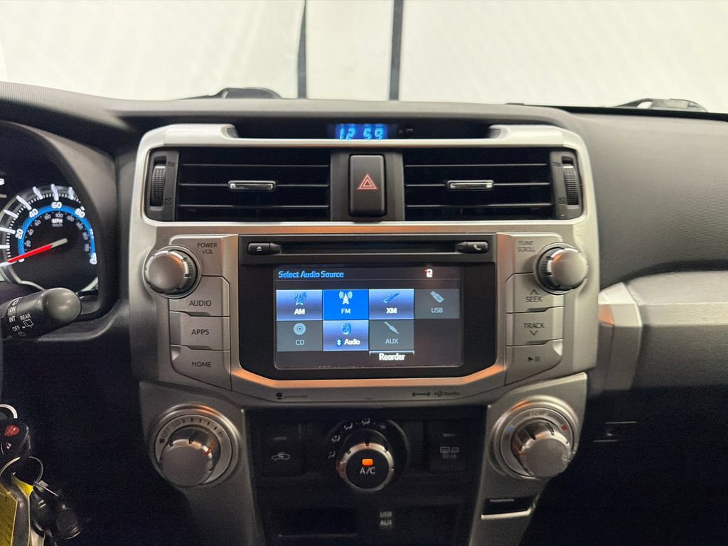 Used 2019 Toyota 4Runner SR5 AWD/4WD image 27