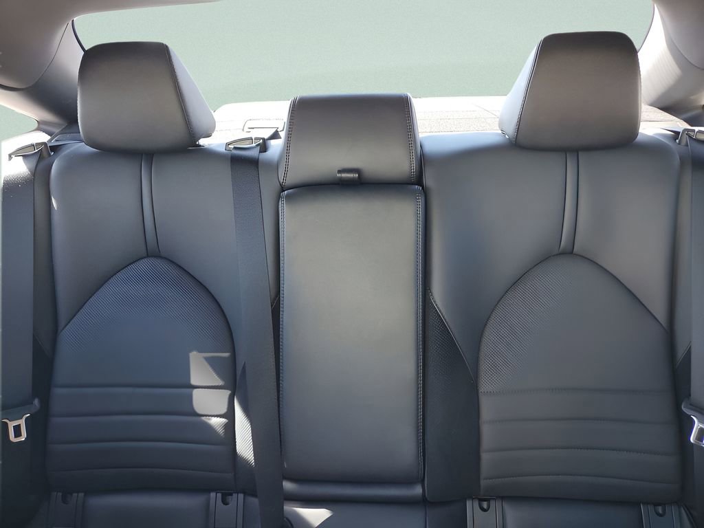 Used 2020 Toyota Avalon XSE image 13