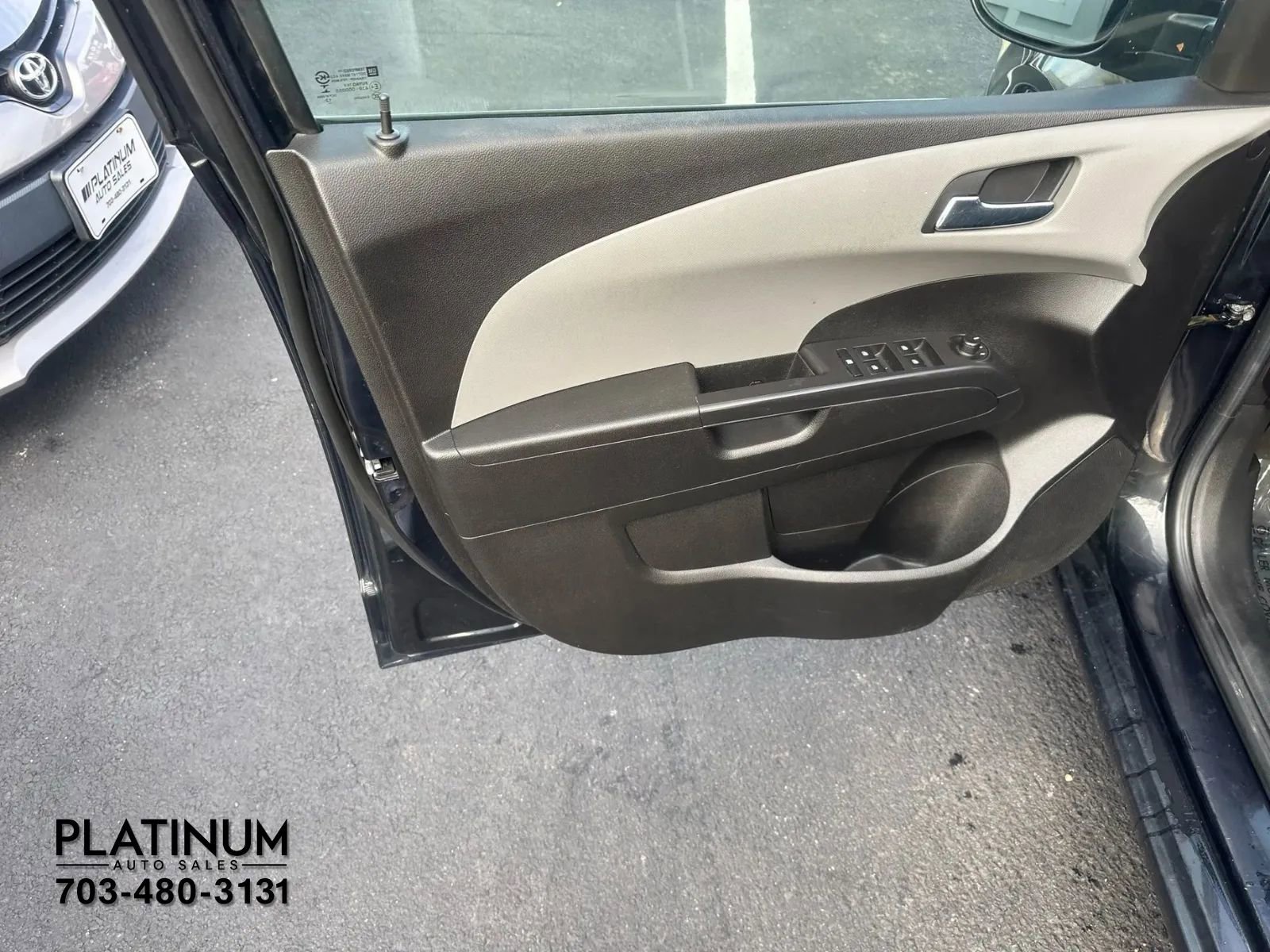 Used 2013 Chevrolet Sonic LT image 15