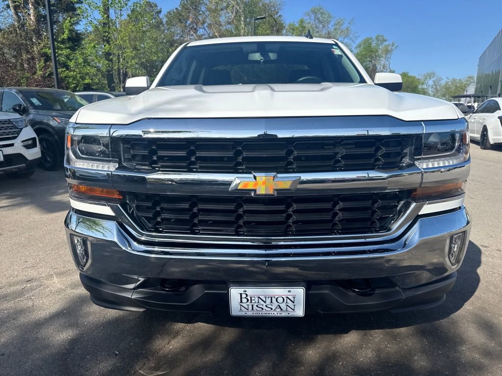 Used 2018 Chevrolet Silverado 1500 LT w/ All Star Edition image 37
