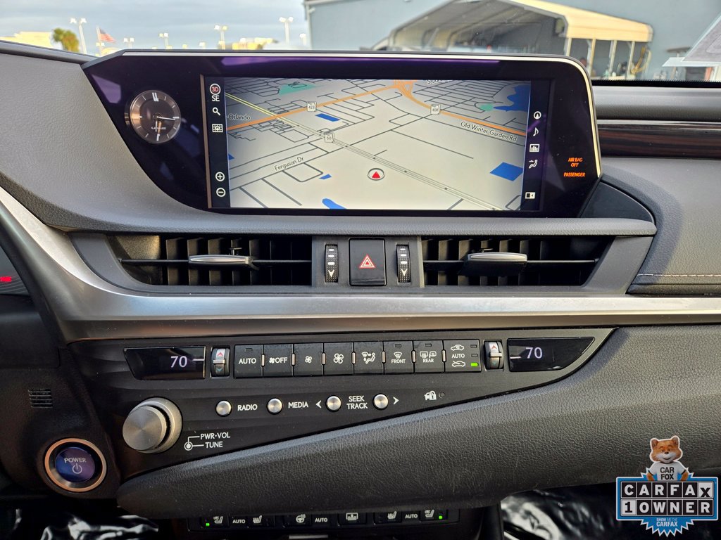 Used 2021 Lexus ES 300h Ultra Luxury w/ Accessory Package FWD image 43